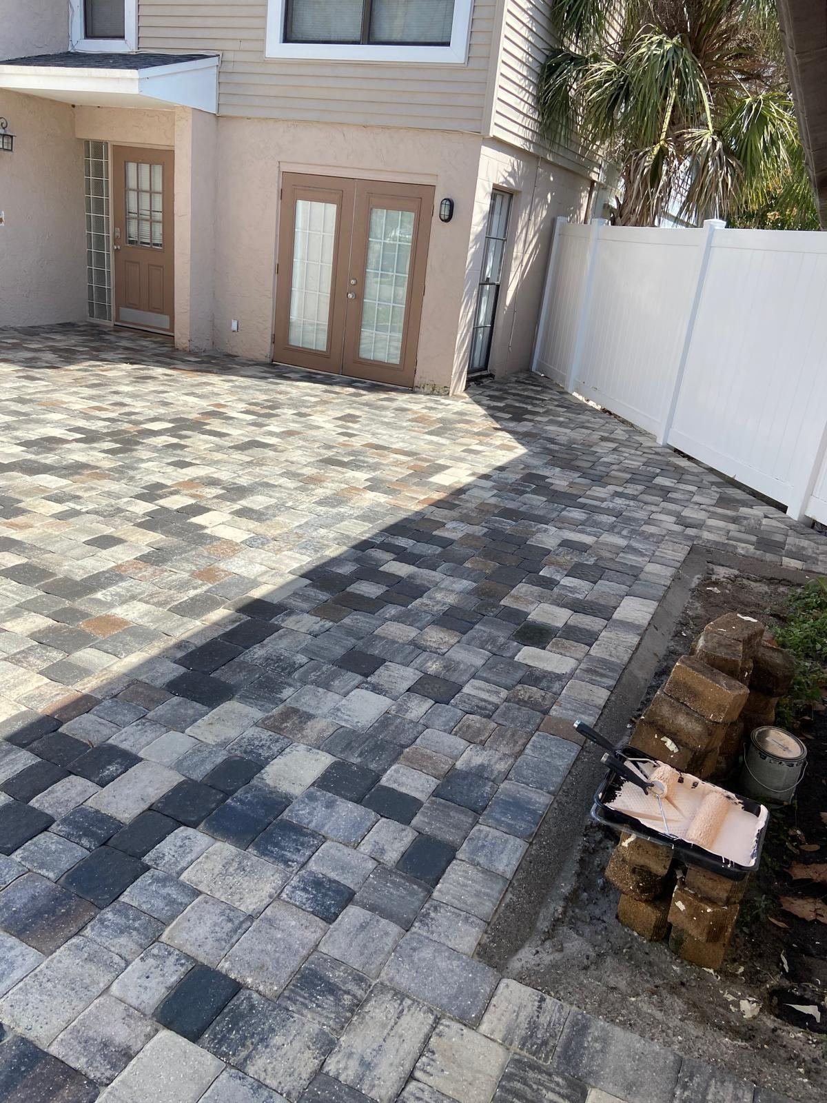 Multi-tone paver patio installation
